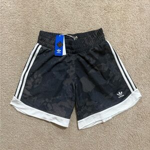 adidas Originals Womens CS Basketball Camo Black Shorts New Sz XS, S, M, L